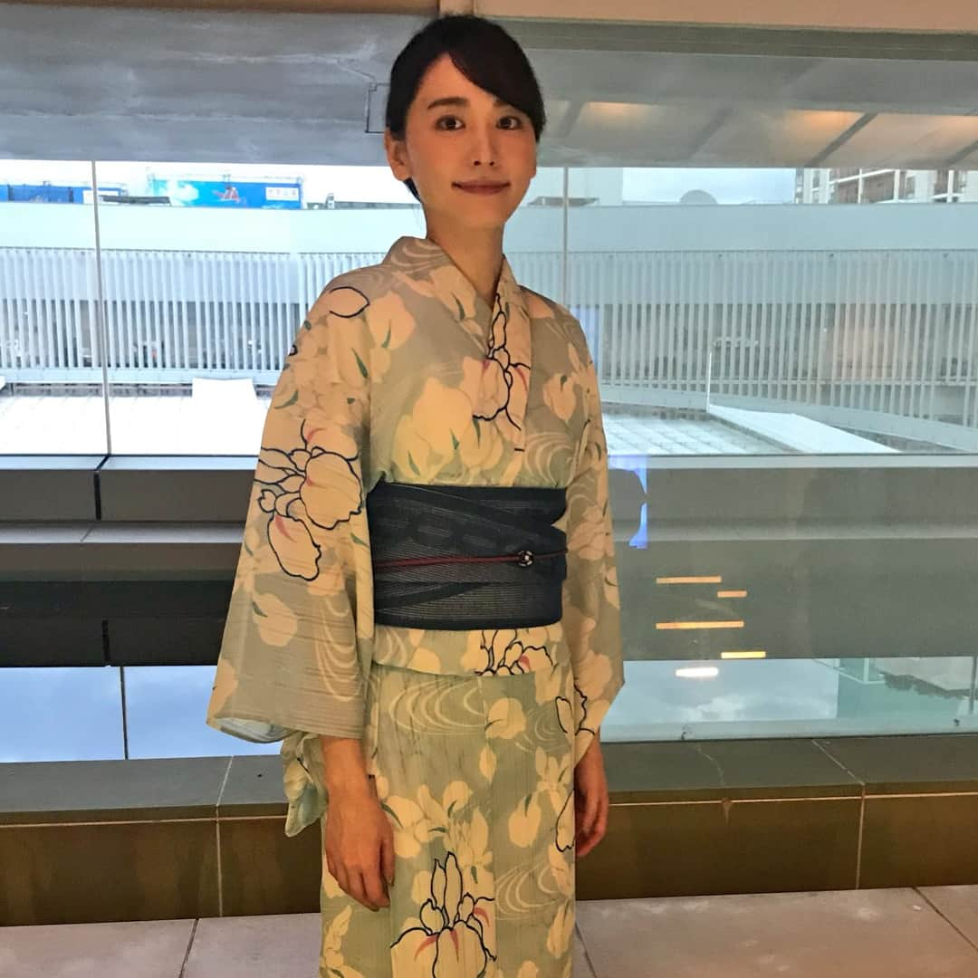 新垣結衣さんのインスタグラム写真 - (新垣結衣Instagram)「浴衣が一番似合ってたのはガッキーだと思います😳 #新垣結衣 #新垣結衣好きな人と繋がりたい #ガッキー #コードブルー #かわいい #ガッキー1番」8月10日 18時28分 - yui_aragaki_funpsage611