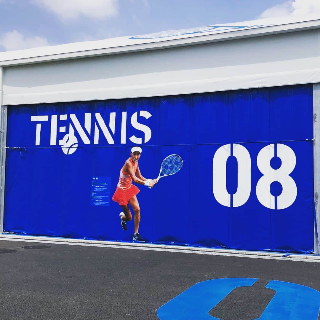 伊達公子さんのインスタグラム写真 - (伊達公子Instagram)「8/11スポル品川大井町がオープン‼︎ 昨日はプレオープンイベント 是非、スポルに来て楽しんでくださいねっ。大井町駅前にあります。 #伊達公子 #kimikodate #テニス #テニスプレイヤー #tennis #tennisplayer #instatennis #スポル #スポル品川大井町 #大井町 #オープン」8月11日 11時29分 - kimiko.date