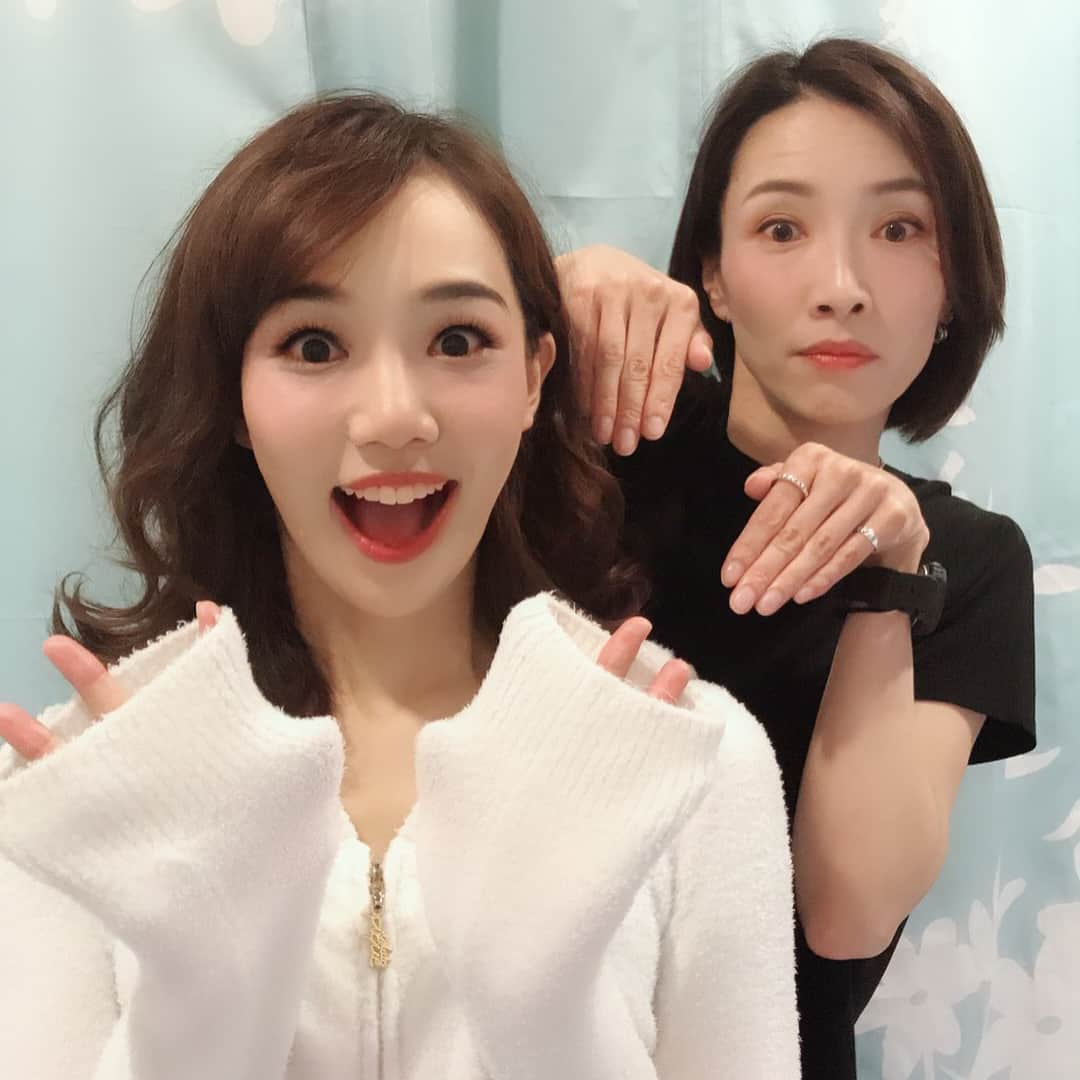 咲妃みゆさんのインスタグラム写真 - (咲妃みゆInstagram)「先日、ちぎさん( #早霧せいな さん)が #GHOST をご観劇くださいました‼️ . ご観劇後には、細やか且つ的確なアドバイスと、温かく背中を押してくださるお言葉もくださり…もう感謝するばかりです🙇‍♀️💕 . やはり！やはり！！ 私が心から尊敬するお方✨ . 本日も…心を込めて勤めさせて頂きます😌 . #早霧せいな さん❤️ #大尊敬 ！ #大緊張 ！！」8月11日 12時10分 - miyusakihi