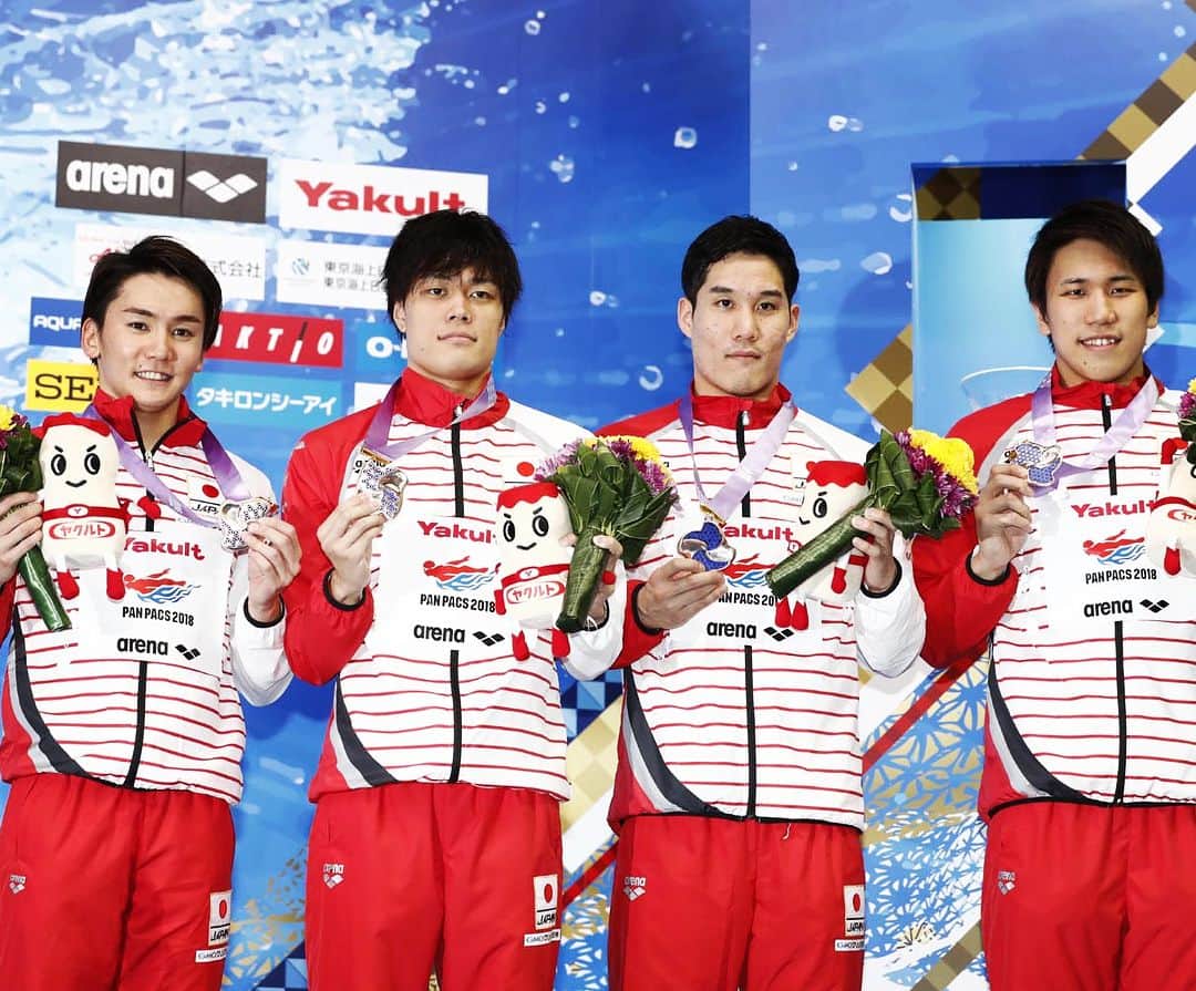 日本オリンピック委員会さんのインスタグラム写真 - (日本オリンピック委員会Instagram)「水泳のパンパシフィック選手権第2日（10日）、競泳男子200mバタフライで瀬戸大也選手が1分54秒34で2連覇となりました。女子200mバタフライでは持田早智選手が、男子100m背泳ぎでは入江陵介選手が銀メダルを獲得。男子800mリレーでは日本が銅メダルとなりました。（写真：フォート・キシモト） . 🏊‍♀️ Pan Pacific Swimming Championships 2018 🏊‍♂️ . [Men's 200m Butterfly] 🥇瀬戸大也/Daiya Seto . [Women's 200m Butterfly] 🥈持田早智/Sachi Mochida ． ． [Men's 100m Backstroke] 🥈入江陵介/Ryosuke Irie ． ． [Men's 4x200m Freestyle Relay] 🥉江原騎士、坂田怜央、小堀勇気、松元克央/Naito Ehara, Reo Sakata, Yuki Kobori, Katsuhiro Matsumoto . Photo:PHOTO KISHIMOTO . #Swimming #panpacs2018 #Roadto2020 #水泳 #競泳 #パンパシ水泳 #トビウオジャパン #瀬戸大也 #持田早智 #入江陵介 #江原騎士 #坂田怜央 #小堀勇気 #松元克央 #がんばれニッポン #JapaneseOlympicCommittee #TEAMNIPPON」8月11日 13時01分 - teamjapanjoc