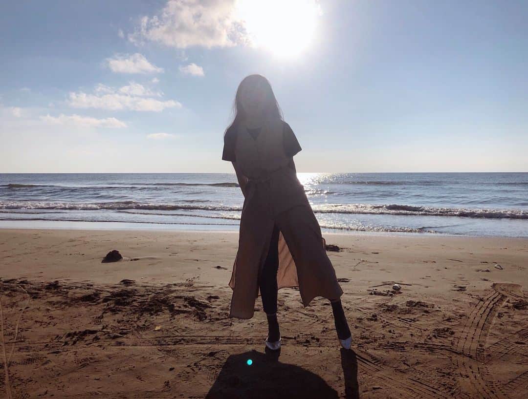 杜このみのインスタグラム：「千里浜なぎさドライブウェイ🌟 気持ちよかった〜💓 また行きたいなぁ！🤗 #ドライブ #千里浜なぎさドライブウェイ #石川県 #海 #sea」