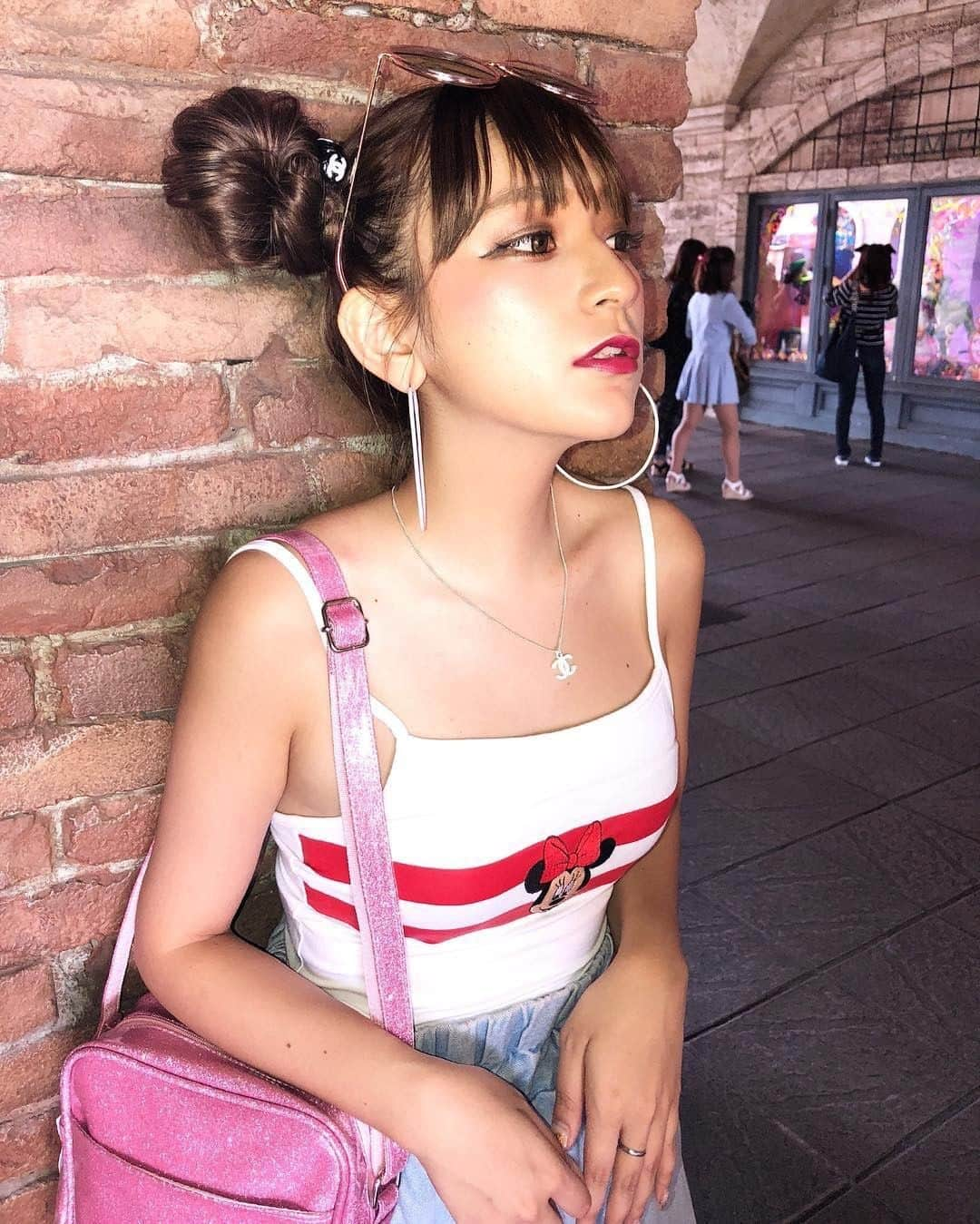 美女美容事情さんのインスタグラム写真 - (美女美容事情Instagram)「《💕🏰寝ずに向かった〇〇🏰💕》 *⠀⠀⠀⠀⠀⠀⠀⠀⠀⠀⠀ リポストを使って、素敵な写真📷✨を投稿されてる方を紹介させて頂く⠀ 【💄美女美容事情💅】のコーナーです✨⠀⠀ *⠀⠀⠀⠀ 今回ご紹介させて頂きますのは‼️⠀⠀⠀⠀⠀⠀⠀ しぴたんさん< @shipi0520 >の素敵なお写真📸⠀⠀⠀⠀ *⠀⠀⠀⠀⠀ 可愛いヘアスタイルにオシャレなコーデのしぴたんさん❣️メイクも可愛いー💄💕 そして寝ずに向かった先は東京ディズニーシー🏰🐬オールで行けるなんて元気すぎます❣️ * しぴたんさんのアカウントには他にも素敵な投稿が沢山ありますので是非覗いてみてね💁‍♀️💙⠀⠀⠀⠀⠀⠀ *⠀⠀⠀⠀⠀⠀⠀ しぴたんさん< @shipi0520 > 素敵な投稿ありがとうございました☺️📸✨⠀⠀⠀⠀⠀ ⠀⠀⠀⠀⠀⠀⠀ ⠀⠀⠀⠀⠀⠀⠀⠀ ⠀⠀⠀⠀⠀⠀⠀ ⠀⠀⠀⠀⠀⠀ △▼△▼△▼△▼△▼△▼△▼△▼△▼⠀⠀⠀⠀⠀⠀⠀⠀⠀⠀⠀⠀⠀⠀⠀⠀⠀⠀⠀ 👙🌴ご好評につき完売続出😭🙏👙🌴⠀⠀⠀⠀⠀⠀⠀⠀⠀⠀⠀⠀⠀ ⠀⠀⠀⠀⠀⠀⠀⠀⠀⠀⠀ △▼△▼△▼△▼△▼△▼△▼△▼△▼⠀⠀⠀⠀⠀⠀⠀⠀⠀⠀⠀⠀⠀⠀⠀ < @bi_select >では新作続々入荷中🧡⠀⠀⠀⠀⠀⠀⠀⠀ これから海外へ行く方💁‍♀️✨南国リゾートにぴったりの水着やビーチ小物の新作が入荷しました💜ぜひショップに遊びにきてね💓⠀⠀⠀⠀⠀⠀⠀⠀ △▼△▼△▼△▼△▼△▼△▼△▼△▼⠀⠀⠀⠀⠀⠀⠀⠀⠀⠀⠀⠀⠀⠀⠀⠀⠀⠀⠀⠀⠀⠀⠀⠀⠀⠀⠀⠀⠀ ❤️🧡💛「美女美容事情」💚💙💜⠀⠀⠀⠀⠀⠀⠀⠀⠀⠀⠀ 👇掲載ご希望の方は👇⠀⠀⠀⠀⠀⠀⠀⠀⠀⠀⠀⠀ @b_b_j.jタグ付けと🖤 # ビジョビ⠀🖤⠀⠀⠀⠀⠀⠀⠀⠀⠀⠀⠀ をタグ付けお願いします✨⠀⠀⠀⠀⠀⠀⠀⠀⠀⠀⠀⠀ ――――――――――――――――⠀⠀⠀⠀⠀⠀⠀⠀⠀⠀⠀⠀⠀⠀⠀⠀⠀⠀⠀ ～姉妹アカウントのご紹介～⠀⠀⠀⠀⠀⠀⠀⠀⠀⠀⠀⠀⠀⠀⠀⠀⠀⠀⠀⠀⠀⠀⠀ ◇美容情報を紹介している«美女美容事情～Beauty～»⠀⠀⠀⠀⠀⠀⠀⠀⠀⠀⠀⠀⠀⠀⠀⠀⠀⠀⠀⠀⠀⠀⠀ ( @b_b_j.j_b )⠀⠀⠀⠀⠀⠀⠀⠀⠀⠀⠀⠀⠀⠀⠀⠀⠀⠀⠀⠀⠀⠀⠀ ◇美しい旅スポット紹介をしている«美 spot»⠀⠀⠀⠀⠀⠀⠀⠀⠀⠀⠀⠀⠀⠀⠀⠀⠀⠀⠀⠀⠀⠀⠀ ( @b__spo )⠀⠀⠀⠀⠀⠀⠀⠀⠀⠀⠀⠀⠀⠀⠀⠀⠀⠀⠀⠀ よかったらこちらも覗いてみてね✨⠀⠀⠀⠀⠀⠀⠀⠀⠀⠀⠀⠀⠀⠀⠀⠀⠀⠀⠀⠀⠀⠀⠀ ――――――――――――――――⠀⠀⠀⠀⠀⠀⠀⠀⠀ @b_b_j.j⠀⠀⠀⠀⠀⠀⠀ #オシャレ  #メイク #ディズニーシー  #selfie ⠀ #化粧品大好き #お洒落さんと繋がりたい ⠀ #美白ケア  #リップメイク ⠀ #リップ #美肌ケア ⠀⠀ #お出かけコーデ #ディズニーコーデ ⠀ #お洒落女子 #大人ガーリー ⠀⠀ #プチプラファッション #プチプラ部 ⠀⠀ #カラコン  #カジュアルコーデ ⠀ #ビューティ #ビューティー⠀⠀ #미용 #머리 ⠀ #메이크업 #코디 ⠀⠀ #코디스타그램 #오늘의코디 ⠀⠀ #naturalbeauty #tds  #데일리룩 #makeup」8月11日 23時25分 - b_b_j.j