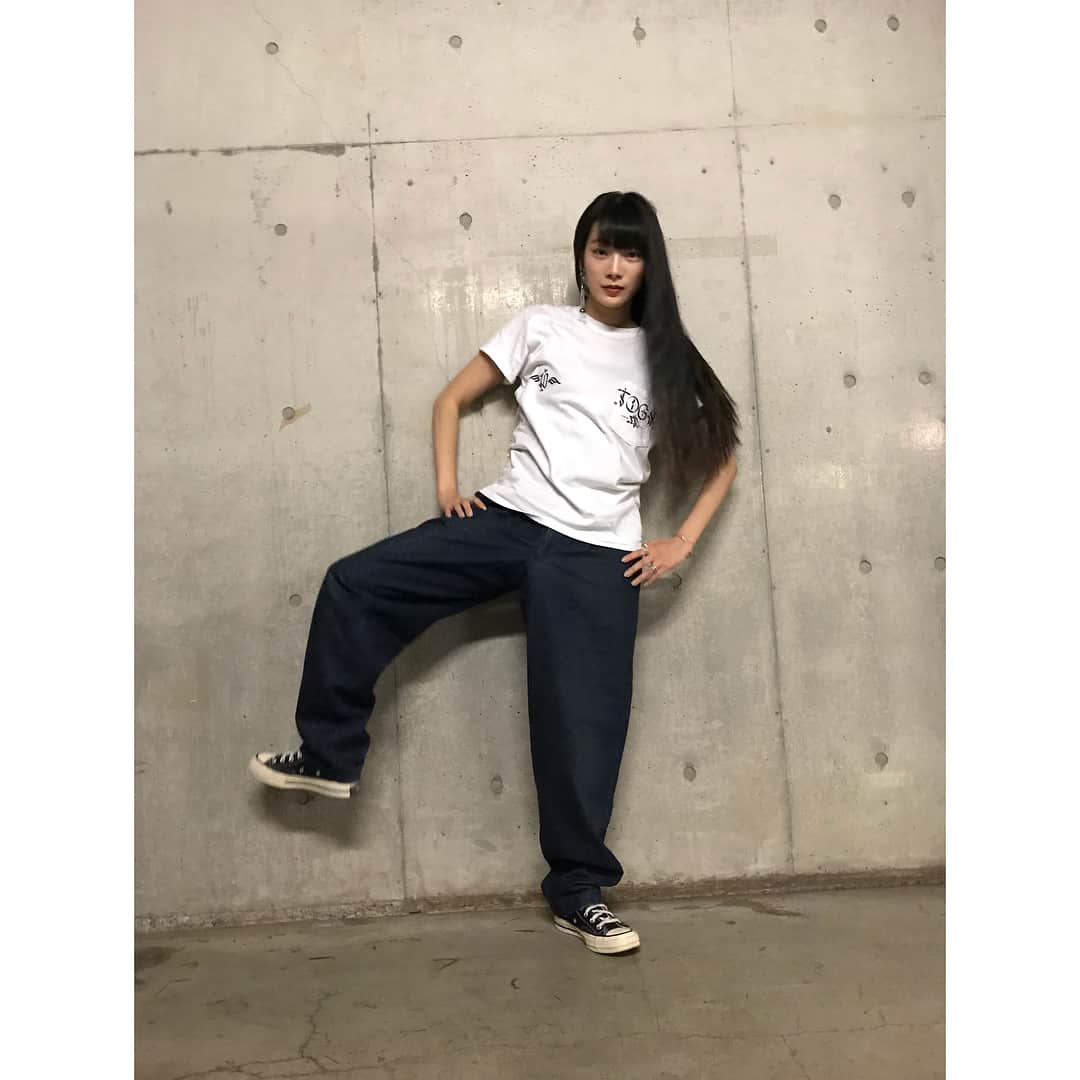 江田友莉亜さんのインスタグラム写真 - (江田友莉亜Instagram)「父が昔履いてた #Y's for men jeans♻︎ @ys_theofficial」8月11日 18時08分 - edayuri_official