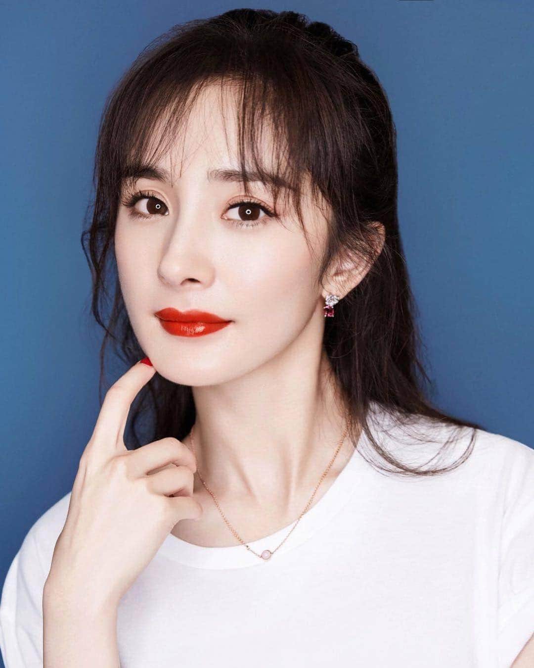 ヤン・ミー（Yang Mi）のインスタグラム：「大幂幂❤️#杨幂 #楊冪  #legendoffuyao #扶搖 #yangmi #mimi」