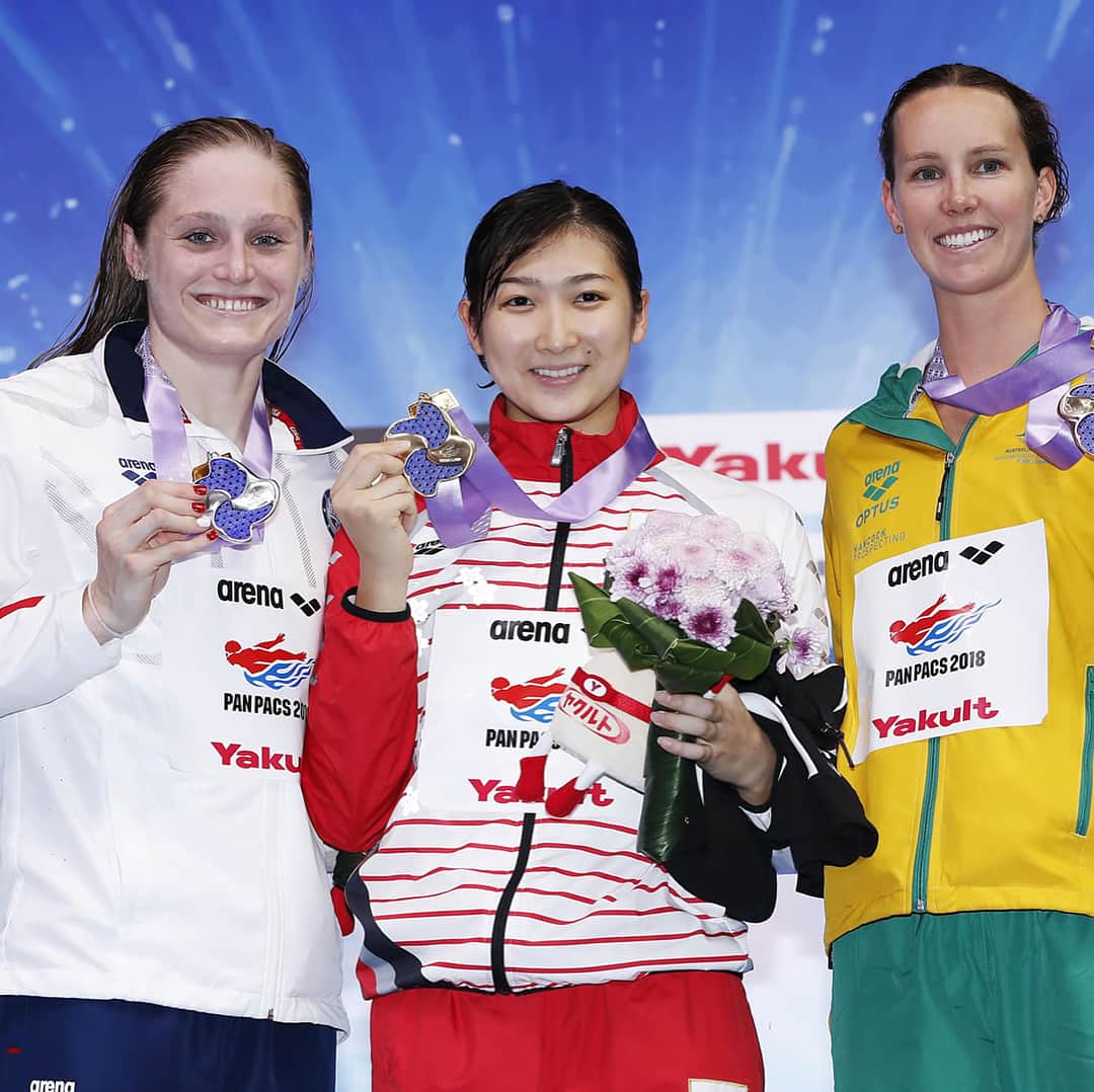 日本オリンピック委員会さんのインスタグラム写真 - (日本オリンピック委員会Instagram)「水泳のパンパシフィック選手権第3日（11日）、 競泳女子100mバタフライは池江璃花子選手が56秒08の日本新記録をマークし、主要国際大会で初めて金メダルを獲得。女子200m個人メドレーは大橋悠依選手が大会新で制し400mとの2冠を達成、寺村美穂選手が3位となりました。 また、男子200m個人メドレーは萩野公介選手、男子4×100mフリーリレーでは日本（中村克選手、塩浦慎理選手、松元克央選手、溝畑樹蘭選手）がそれぞれ3位に入りました。（写真：フォート・キシモト） . 🏊‍♀️Pan Pacific Swimming Championships 2018🏊‍♂️ . [Women's 100m Butterfly] 🥇池江璃花子/Rikako Ikee . [Women's 200m Individual Medley] 🥇大橋悠依/Yui Ohashi 🥉寺村美穂/Miho Teramura . [Men's 200m Individual Medley] 🥉萩野公介/Kosuke Hagino . [Men's 4x100m Free Relay] 🥉中村克、塩浦慎理、松元克央、溝畑樹蘭/Katsumi Nakamura, Shinri Shioura, Katsuhiro Matsumoto, Juran Mizohata . Photo:PHOTO KISHIMOTO . #Swimming #panpacs2018 #Roadto2020 #水泳 #競泳 #パンパシ水泳 #トビウオジャパン #池江璃花子 #大橋悠依 #寺村美穂 #萩野公介 #中村克 #塩浦慎理 #松元克央 #溝畑樹蘭 #がんばれニッポン #JapaneseOlympicCommittee #TEAMNIPPON」8月12日 11時17分 - teamjapanjoc