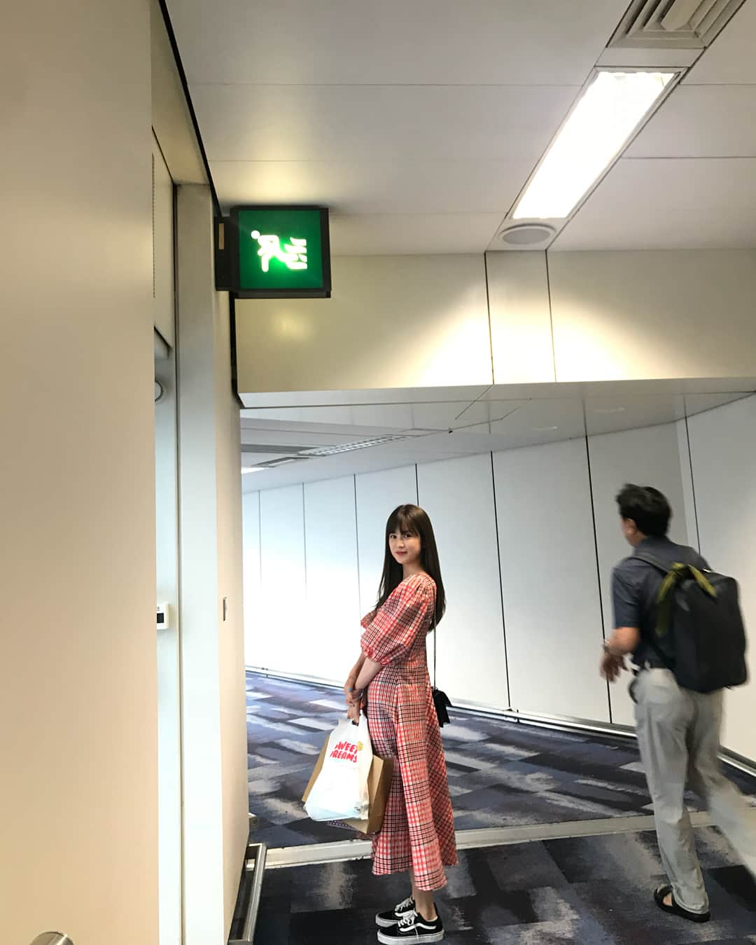 パク・チョロンさんのインスタグラム写真 - (パク・チョロンInstagram)「Bye Hongkong🖐🏻」8月12日 15時04分 - mulgokizary