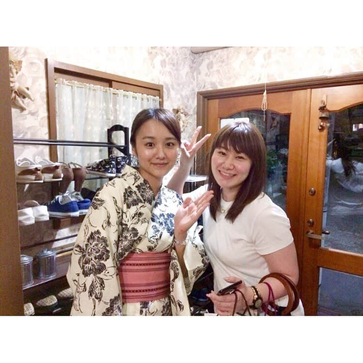 真下玲奈さんのインスタグラム写真 - (真下玲奈Instagram)「やったー！！やっ、た！ . 11/9(金)に【落語会】に出ることが決まりました🙇‍♀️🙇‍♀️🙇‍♀️ . . 前回と同様の 「神楽坂でうんと小さくヤル会8」です。 （↑詳細や予約などは決まり次第お伝えいたします。） . . ツイッター見てくださってる方は知ってるかと思いますが 昨日偶然、志ら乃師匠と新宿の駅でばったりお会いしまして 出演が決まりました🤩✨ . . 50人くらいしか入れない 小さな会なので ぜひお早目のご予約を🙏 . .  #落語会 #神楽坂駅 #神楽坂 #牛込神楽坂駅 #落語女子 #立川志ら乃 さん #師匠 #山口勝平 さん #真下玲奈  #子ほめ #rakugo #kagurazakatokyo #立川流 #今日もお疲れ様 #落語心中 #落語の日 #また落語ができる #嬉しい #観に来てね #らくご #マイフレンズ #浴衣姿 #yukata👘」8月12日 19時35分 - r.mashitaaa.221