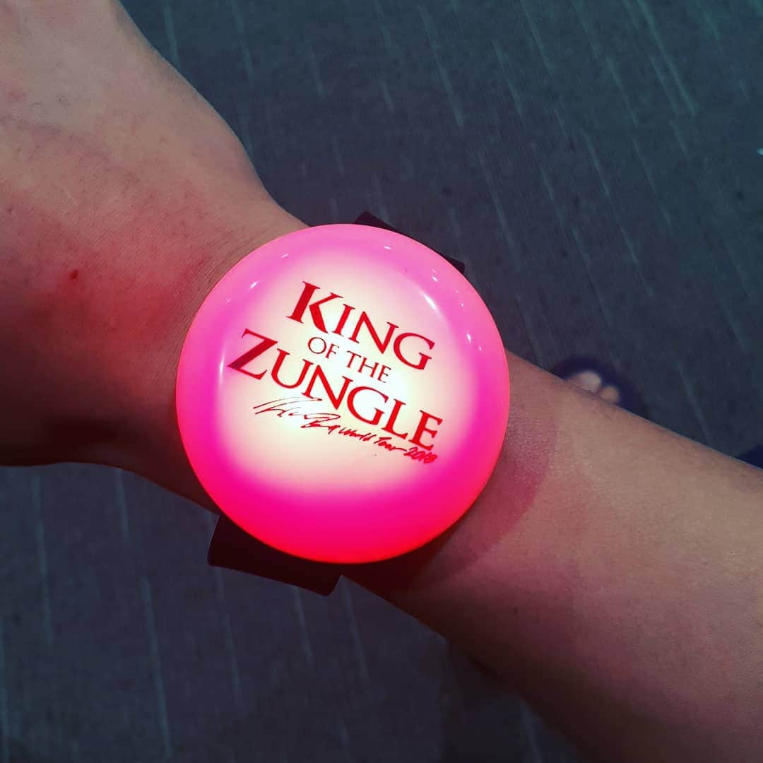 チャニョル さんのインスタグラム写真 - (チャニョル Instagram)「King of ZUNGLE!!! 좋은공연 고맙습니다!! #zico」8月12日 20時24分 - real__pcy