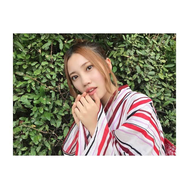 北川綾巴のインスタグラム：「夏の思い出また１つできた。  #🌻 #👘 #🍉」