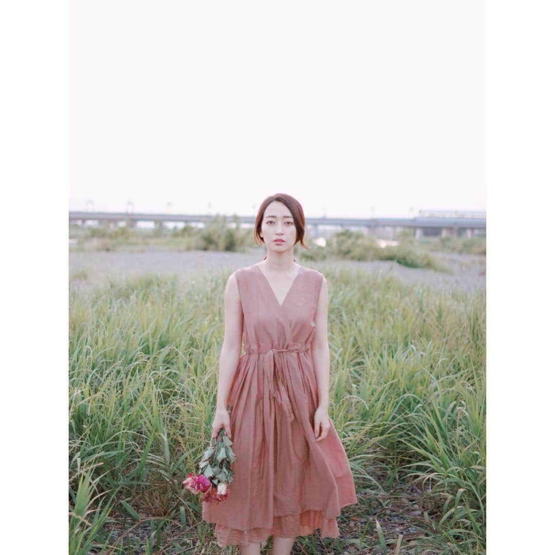 上野なつひさんのインスタグラム写真 - (上野なつひInstagram)「📷 @akira.photographer  #photography  #photographer  #portrait  #ポートレート #カメラ女子 #なつひ作品撮り」8月12日 23時11分 - natsuhi