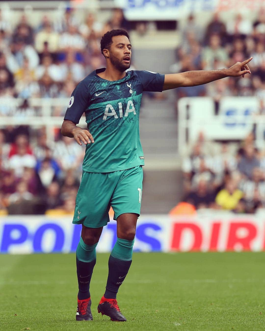 ムサ・デンベレさんのインスタグラム写真 - (ムサ・デンベレInstagram)「Great to start the season off with a win yesterday 🤙🏽 #COYS」8月13日 0時26分 - mousadembele