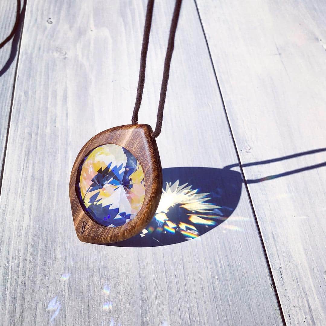 のインスタグラム：「Shop @pupa_glasses item bl5001  NEWペンダントが近いうちに販売スタートします♪  レンズカットとすっごく綺麗なんですよ✨ . . . . #サングラス #sunglasses #ファッション #ultraootd #フェス好き #fashion #instagram #music #party #edcjapan #UltraJapan #海外フェス #コスプレ #西海岸スタイル #ootd #ナイトプール #プール #海 #フォトジェニック #夏フェス #フェスコーデ #インスタ映え #インスタコーデ #edcjapan #万華鏡 #edmlifestyle #パリピ #眼鏡 #festivalfashion」