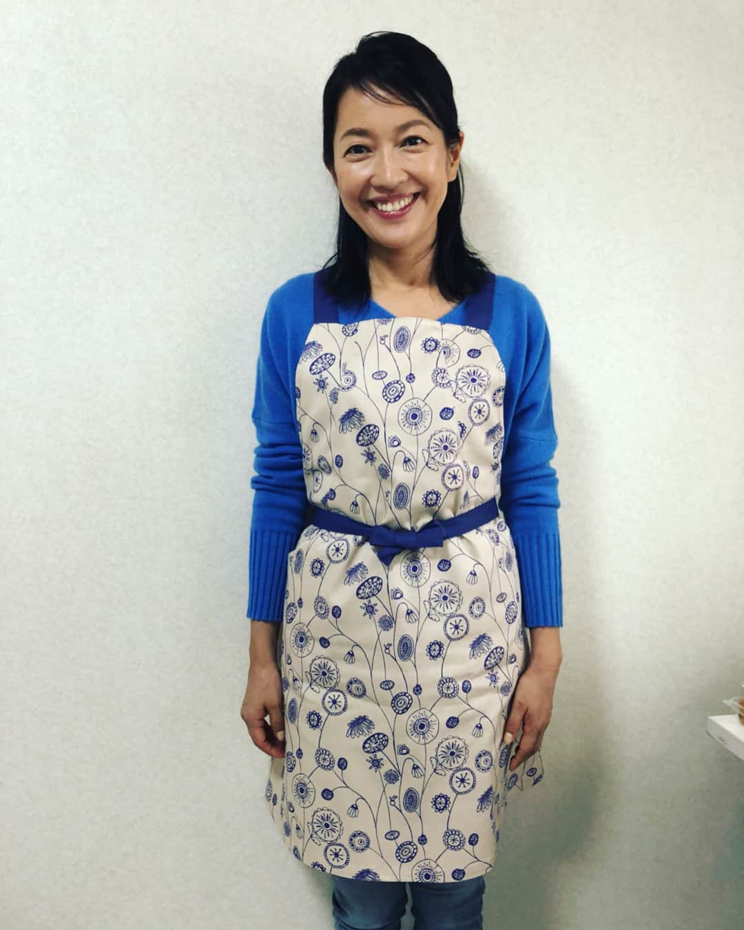 羽田美智子さんのインスタグラム写真 - (羽田美智子Instagram)「お盆休み、如何お過ごしですか！？今夜『痛快TV スカッとジャパン』初参戦いたします✊『口うるさい母の本心』ちょっとうるるん💧話です！良かったら見てくださいね😉綺麗な色のカシミアのセーター。この日台風の影響で涼しくて助かりました～！ #スカッとジャパン #スカッと #FEDELI」8月13日 17時29分 - michikohada