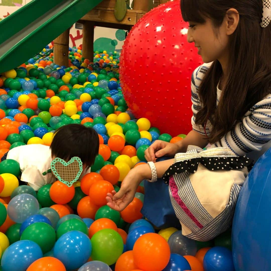 小倉優子さんのインスタグラム写真 - (小倉優子Instagram)「先週から夏休みをいただき、毎日遊びに出かけています😆💓 しょにちは、室内の遊び場のキドキドへ行きました✨✨✨」8月13日 23時02分 - ogura_yuko_0826