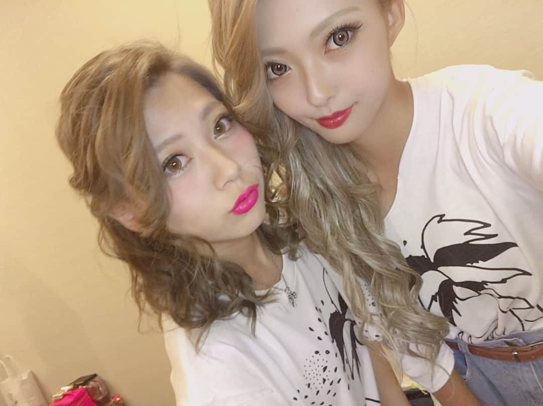 吉永江利さんのインスタグラム写真 - (吉永江利Instagram)「ゆな集💖  #KimonoGirls #selfie #gal #ootd #make #hair #japan #korea #model #fa#KimonoGirls #selfie #gal #ootd #make #hair #japan #korea #model #fashion #code #followme #likes #instagood #instalike #着物ガールズ #今日好き #今日好きになりました#モデル #奈良住み #17歳」8月13日 18時49分 - chaneri_0403