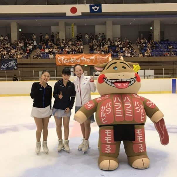 大庭雅さんのインスタグラム写真 - (大庭雅Instagram)「2018 サマーカップ ⛸💐 [6枚] ・ 今年も表彰式に参加することができました✨ ・ 可愛いみんなと写真たくさん撮れました♡ ・ #サマーカップ #山下真瑚 #三原舞依 #坂本花織 #竹内すい #新田谷凜」8月13日 19時17分 - miyabi_oba