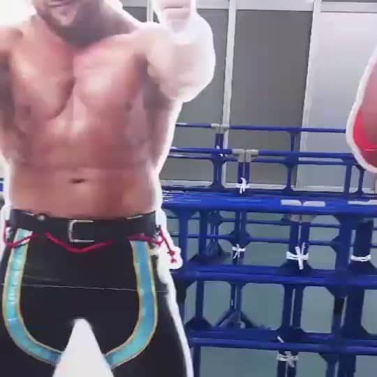 長谷部 洋一のインスタグラム：「ありがとうG1！  #njpw #g128 #永田小裕志 #ワッフル #ゼァ」