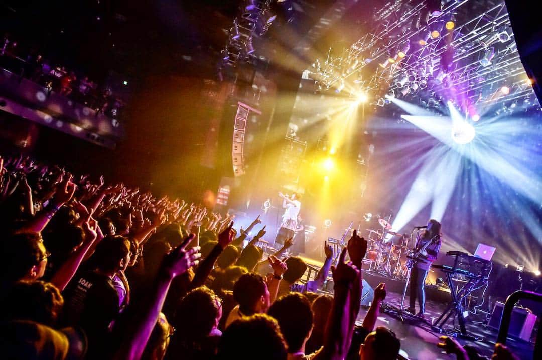 ねごとのインスタグラム：「NEXT LIVE‼️ 2018.8.20 ・千葉LOOK w/グッドモーニングアメリカ 2018.8.21 ・水戸LIGHT HOUSE w/グッドモーニングアメリカ  #ねごと #negoto #千葉 #水戸 #chiba #mito #グッドモーニングアメリカ」