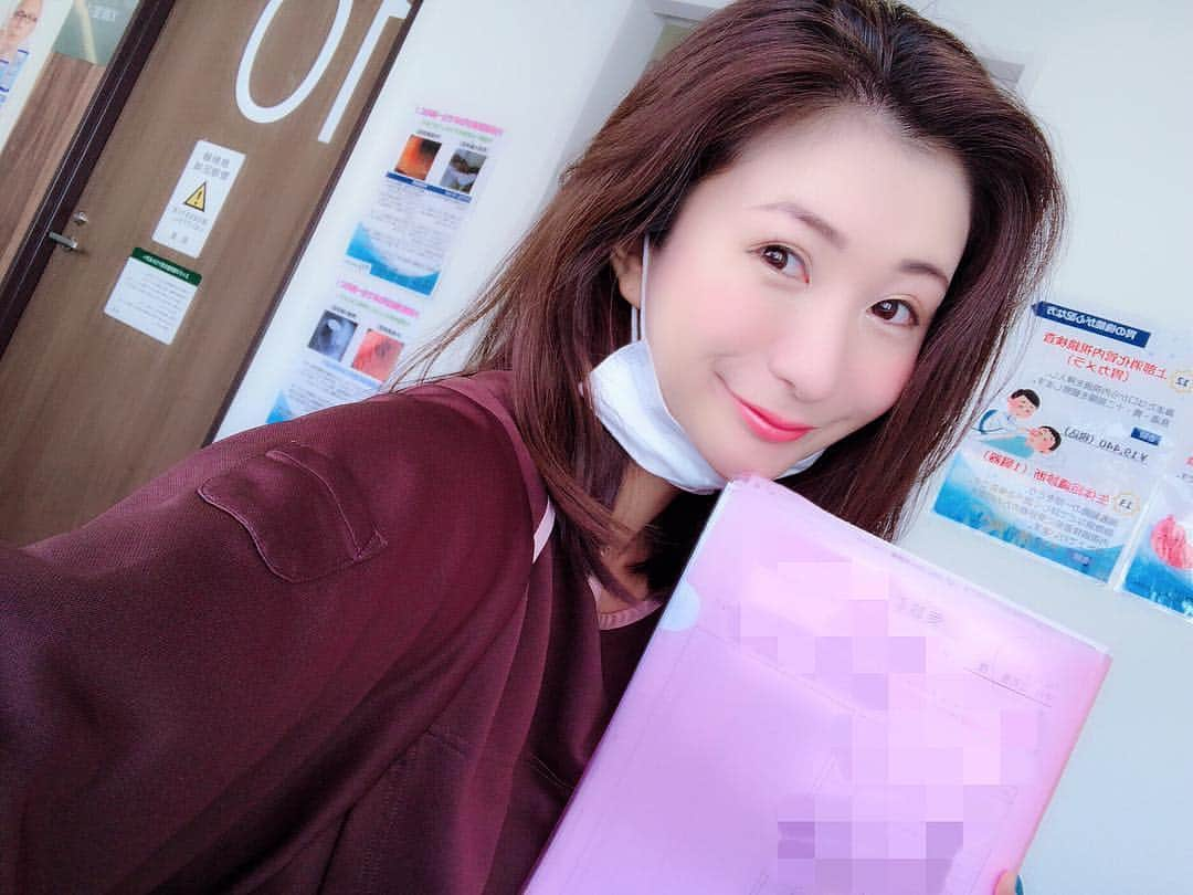 中村江莉香さんのインスタグラム写真 - (中村江莉香Instagram)「@mymedicalclinic_shibuya 👩‍⚕️🏥 今日は#人間ドック な日👏👏 今年も#マイメディカルクリニック さんで☺️🎈 スタッフさんが親切なのと、スムーズ、居心地の良いクリニック、そして渋谷駅から近いから便利💕💕 人間ドック受けていないよーっ、て方🤲健康第一、何事も早期発見に越したことはありません💭 ぜひ、気になる方は#渋谷マイメディカルクリニック さんへ🤙 身長も体重も増えてて、視力が少し落ちてた👀🧠一年でも変化があるんだなーって😳😳 視力戻したい😂😂😂☝️ あとちょっと検査があるので、引き続き楽しみます〜♡♡笑 #人間ドックなう #健康診断 #お腹減ったよ #健康 #結果ドキドキ #渋谷 #shibuya #お盆の過ごし方 #私の夏休み #人間ドック大切 #167.9になった」8月14日 15時17分 - erica_nakamura