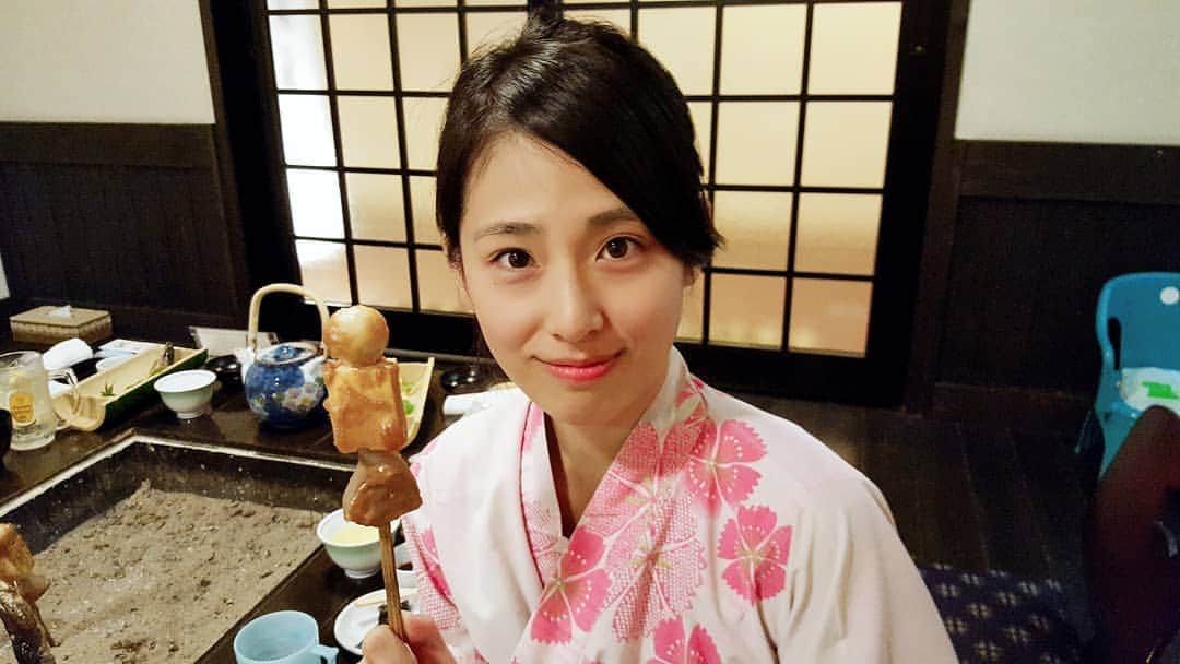 本仮屋リイナのグルメインスタ