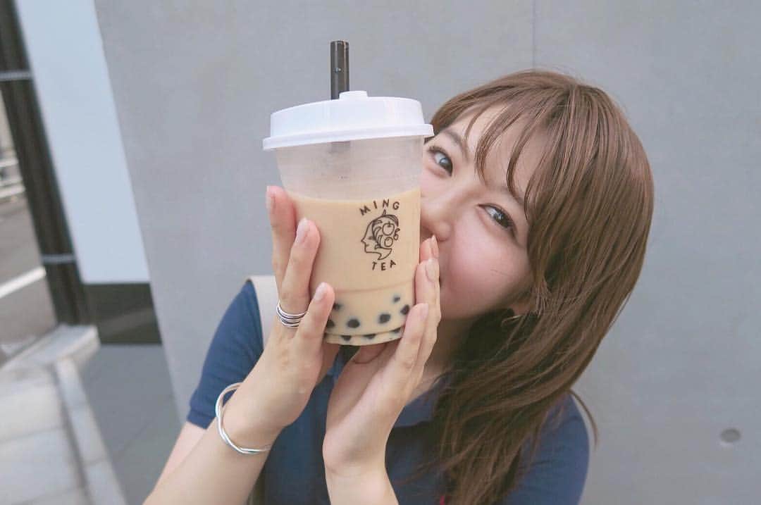 井口綾子さんのインスタグラム写真 - (井口綾子Instagram)「・ ひっさびさのタピオカミルクティー🥛❤️ 許されるならば毎日飲みたいくらい大好き😭」8月15日 7時26分 - ayako_inokuchi