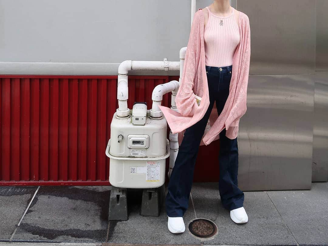 ダコタ・ローズ（ダコちゃん）さんのインスタグラム写真 - (ダコタ・ローズ（ダコちゃん）Instagram)「全身 thriftedジーンズ、700円 笑」8月15日 21時09分 - koti.rose