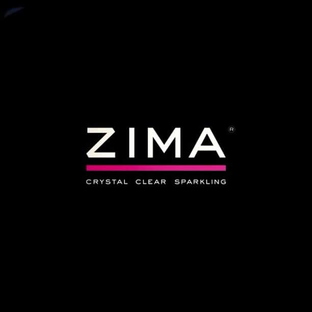 のインスタグラム：「「SONIC ZIMA」でサマソニ気分♪向井太一が考える、夏フェスとSUMMER SONIC出演への“熱い”想い。  夏フェス出演アーティストによるインタビュー・シリーズ。第3回目となる最終回は、2年連続で＜SUMMER SONIC＞に出演予定の向井太一さんの登場です。＜SUMMER SONIC＞で発売する「SONIC ZIMA」「SUMMER ZIMA」の感想や、フェスでの熱いエピソードを語ってもらいました！  インタビューはこちら☞https://zima.jp/pickup/taichimukai-soniczima/（@zima_japan） @taichi313 📹by @motherfucko  #ZIMA #ジーマ #3大レモンZIMAフェスカクテル #SONICZIMA #SUMMERZIMA #ソニックジーマ #サマージーマ #向井太一 #サマソニ #summersonic #summersonic2018」