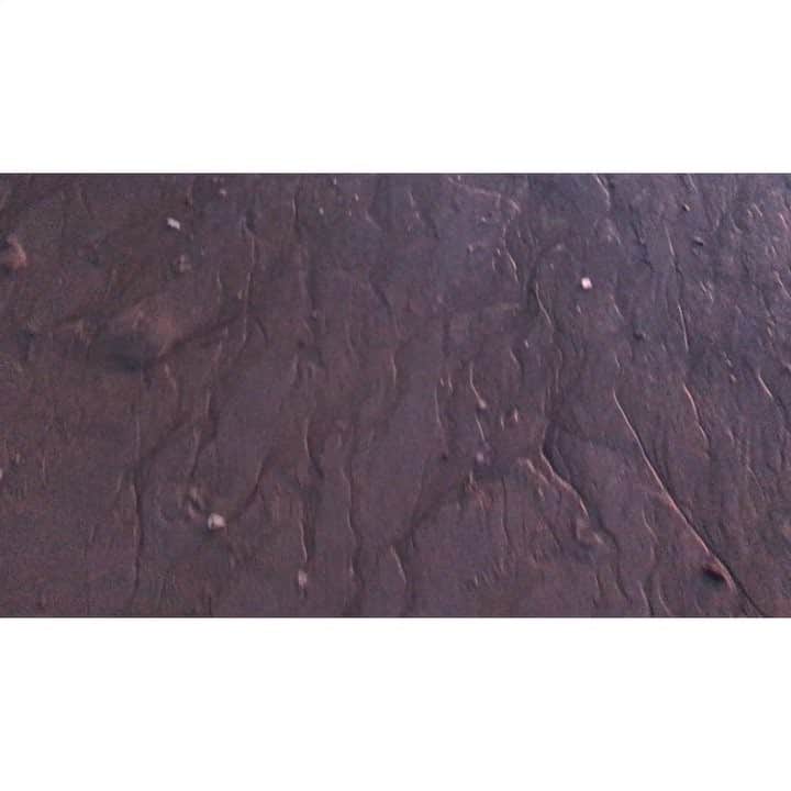 辻祐香のインスタグラム：「宣言通りインスタ映え(・ω・)ノ  #まさかの動画 #神がかった景色にただただ笑うしかない母 #福岡 #宮地浜 #海 #空 #月 #夕日 #夕焼け #絶景 #風景 #景色 #beach  #sea #ocean #moon #sunset #beautiful #view #japan #iphone7 #nonfilter」