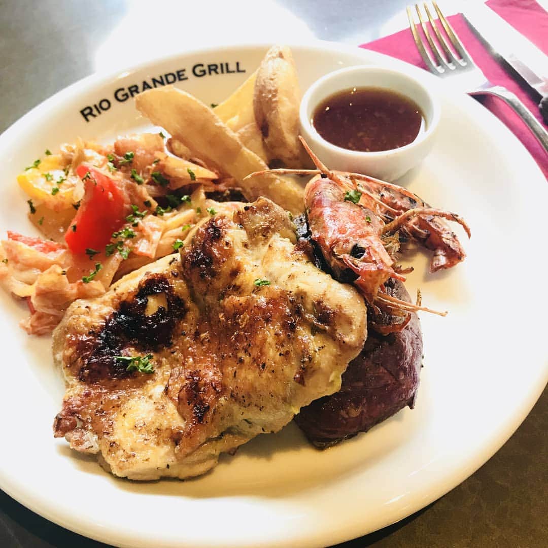 RIO GRANDE GRILL公式のグルメインスタ