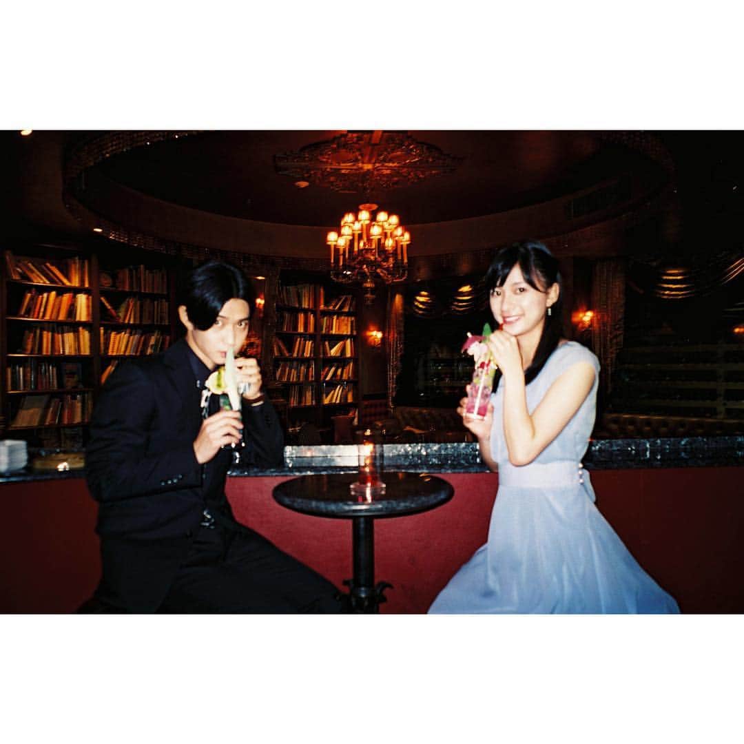 芳根京子さんのインスタグラム写真 - (芳根京子Instagram)「今夜22時から 「高嶺の花」 第6話の放送です！  是非、観てください。  #film #高嶺の花」8月15日 17時36分 - yoshinekyoko