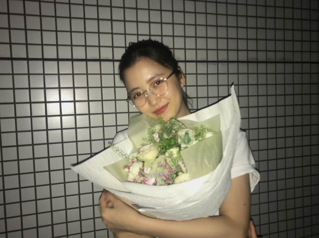 佐藤優津季のインスタグラム：「Hello!22!!🧝🏻‍♀️💛」