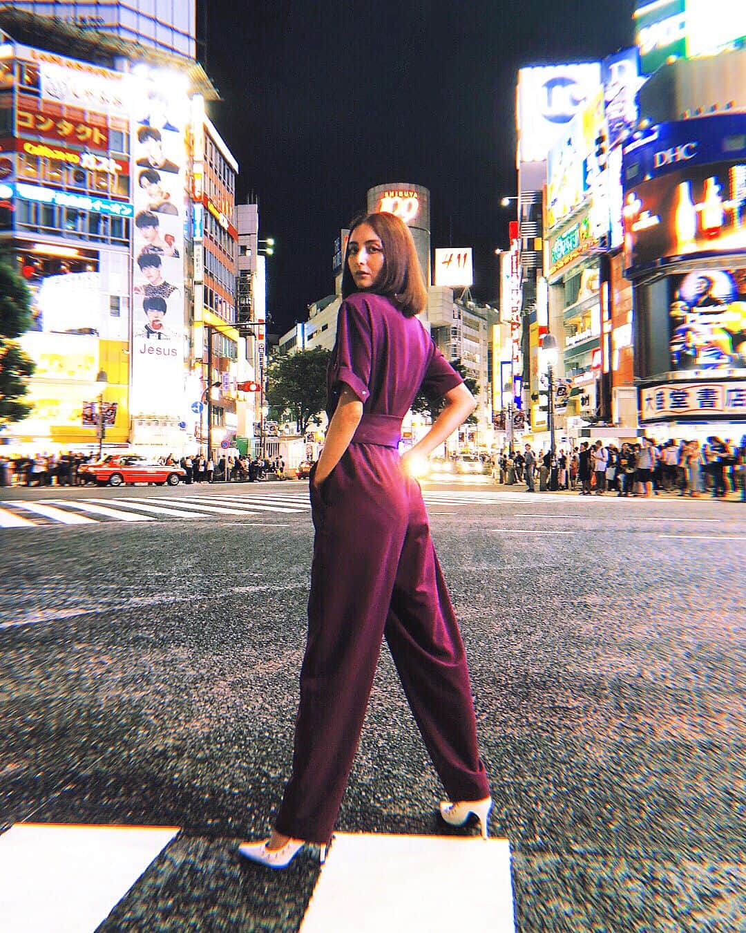 エリーローズさんのインスタグラム写真 - (エリーローズInstagram)「Shibuya midnight shoot for WELLA promo video✨💜✨💜」8月15日 19時48分 - ellirose