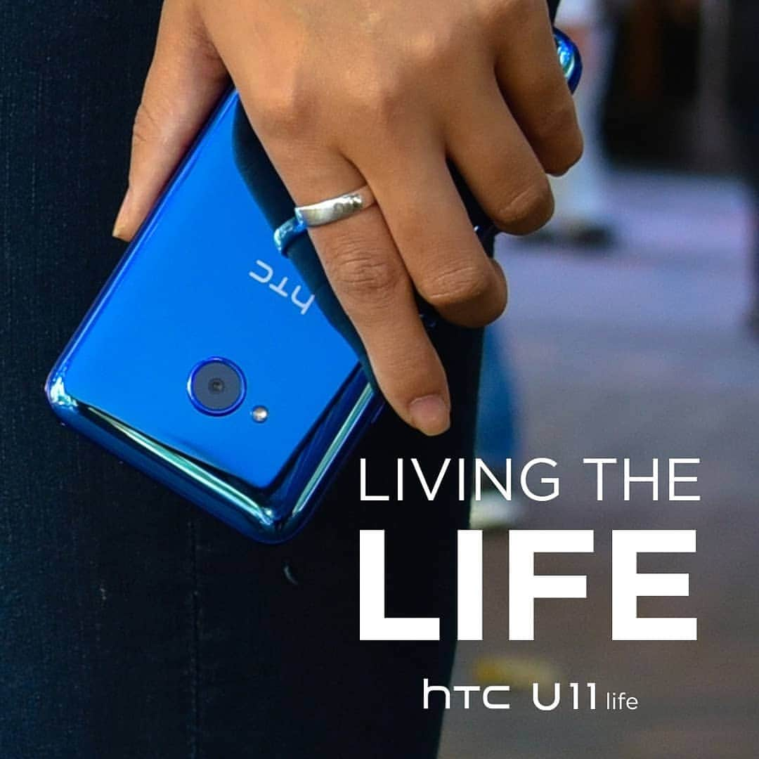 HTCのインスタグラム：「Great innovations shouldn't put a squeeze on your wallet. With the HTC U11 life, they won't. #HTCU11life」