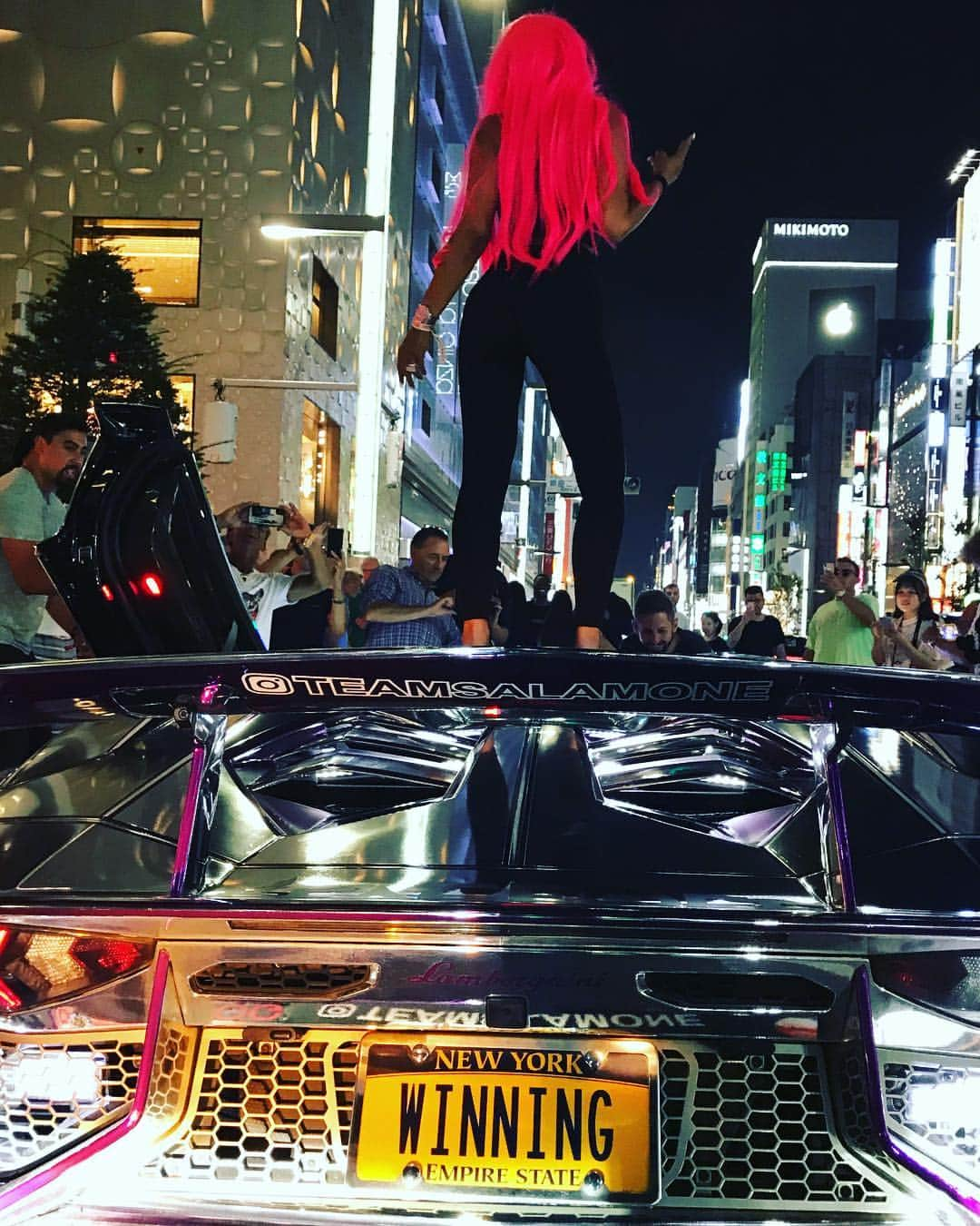 エイドリアン・ブロディさんのインスタグラム写真 - (エイドリアン・ブロディInstagram)「New York state of mind #perspective #gumballwithdrawals #tokyo @gumball3000」8月16日 0時49分 - adrienbrody