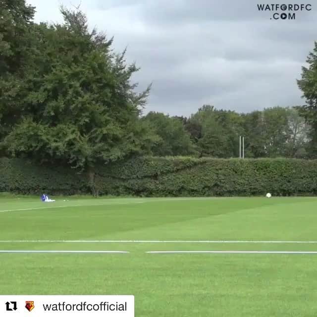 ヨゼ・ホレバスのインスタグラム：「Sorry @benfosters !!! ⚽️⚽️⚽️」