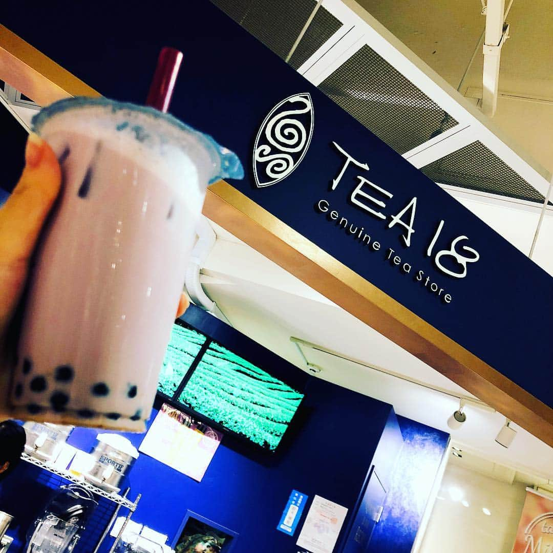 内田琴音のインスタグラム：「渋谷マルイ1階にあるTEA18の 紫芋ミルクタピオカ🍠💜 #tea18 #tapioca #instadrink #タピオカ #紫芋」