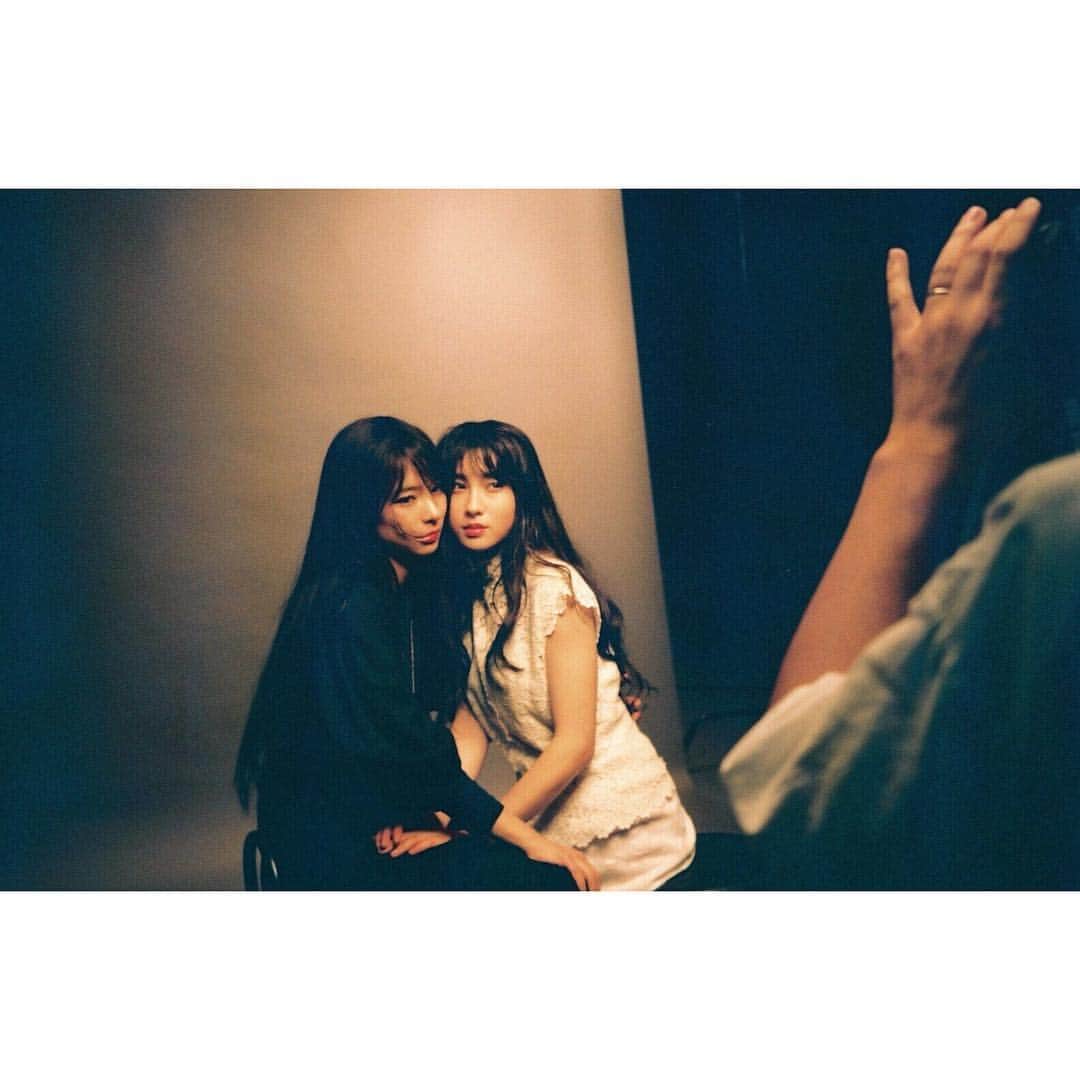 芳根京子さんのインスタグラム写真 - (芳根京子Instagram)「あ、もう一枚ありました。  #film #累 #9月7日公開」8月16日 20時52分 - yoshinekyoko