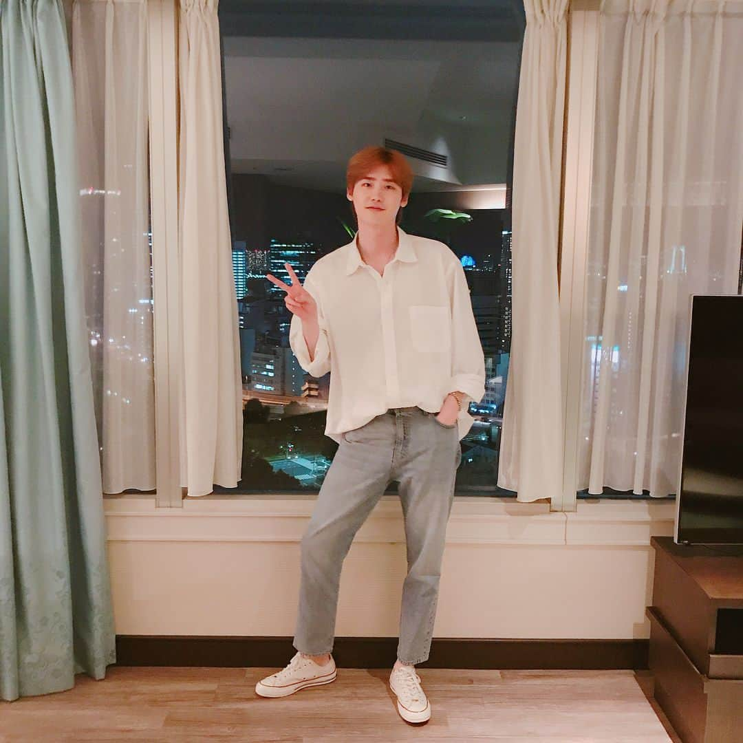 イ・ジョンソクさんのインスタグラム写真 - (イ・ジョンソクInstagram)「안녕!!!!!!!!!!!!🤗」8月16日 22時54分 - jongsuk0206