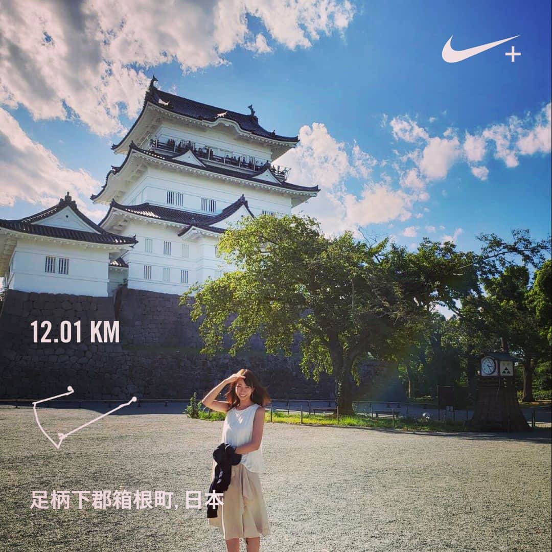 巻野わかばのインスタグラム：「写真は小田原城ですが箱根旅☺️ 山道をウォーキングしたり🌿強羅夏祭りで初めて大文字焼きを見てきました✨  食べすぎたので週末は走ろう🏃‍♀️😅⤴️ みなさま楽しい週末を〜😊🧡💛 #小田原城#箱根#箱根神社  #千条の滝#小涌谷 #強羅#強羅夏祭り #大文字焼き #箱根湯本#湯葉丼直吉#中村屋#あじあなご鮨 #ナイキプラス #ウォーキング #nikeplus#running#training」