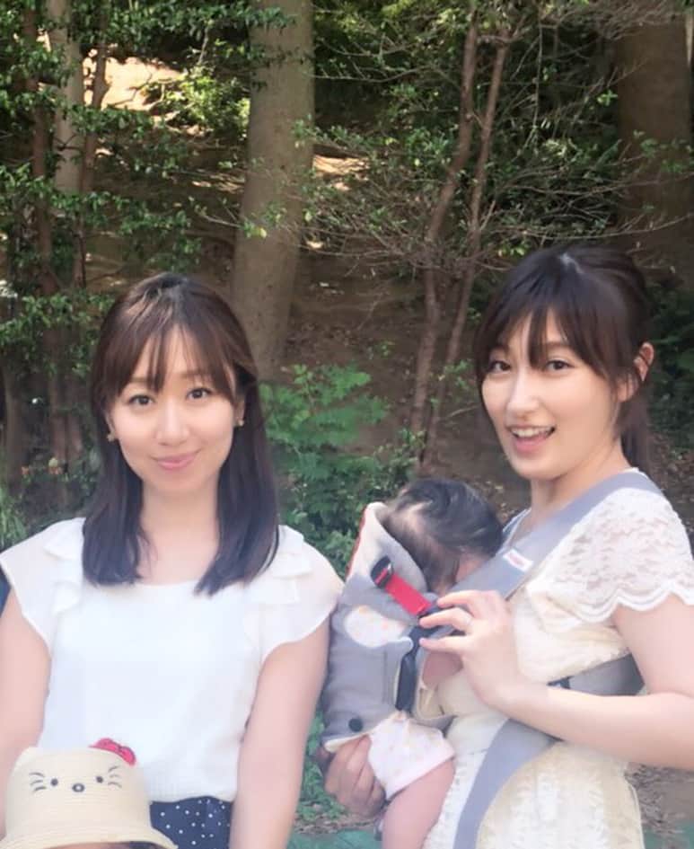 熊田曜子さんのインスタグラム写真 - (熊田曜子Instagram)「森本さやかちゃんと 親子3世代ランチ&公園遊び☀️ 蝉の抜け殻がたくさん落ちてて 抱っこ紐につけてたら 次女が号泣しちゃった(T-T)  #森本さやか ちゃん #ランチ #lunch #ママ友 #mama #kids #公園 #公園遊び #park #蝉 #蝉の抜け殻 #次女 #2歳 #号泣 #昆虫 #昆虫好き #sweetmommy #sweetmommyootd #授乳服を着 #matanity #産前産後 #産前産後服」8月17日 19時35分 - kumadayoko