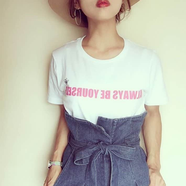 BYMITYさんのインスタグラム写真 - (BYMITYInstagram)「Tshirts...5,800yen . . .  #bymity #バイマイティ  #madeinjapan  #japanquality  #カジュアルコーデ  #カジュアル服  #コーデ #code  #デニム #スニーカー  #今日のコーデ  #casual #カジュアル  #シンプルコーデ  #Tシャツ #tshirts  #ロゴT #無地T #シャツ  #ootd #me . . . Thank U🍊 @emiemiemi0203」8月17日 11時56分 - bymitybymity