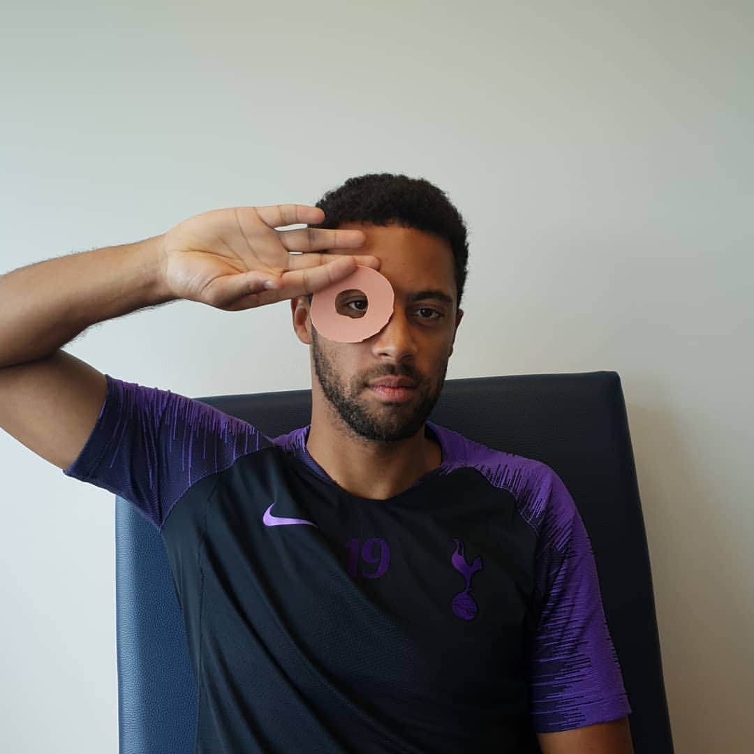 ムサ・デンベレのインスタグラム：「Does this count? @dele」
