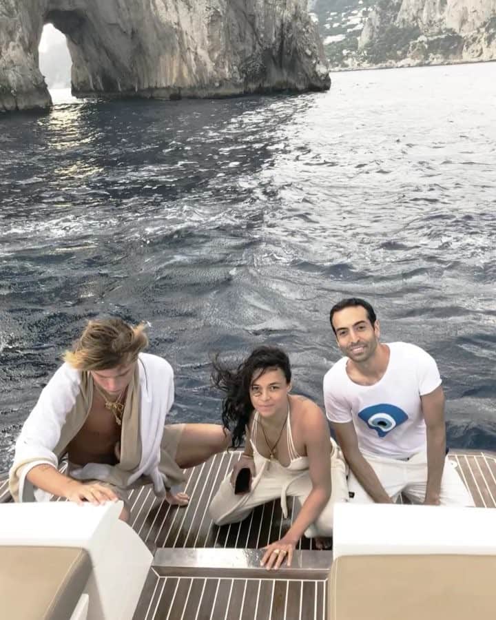ミシェル・ロドリゲスのインスタグラム：「Bye Capri @moalturki @iblamejordan」
