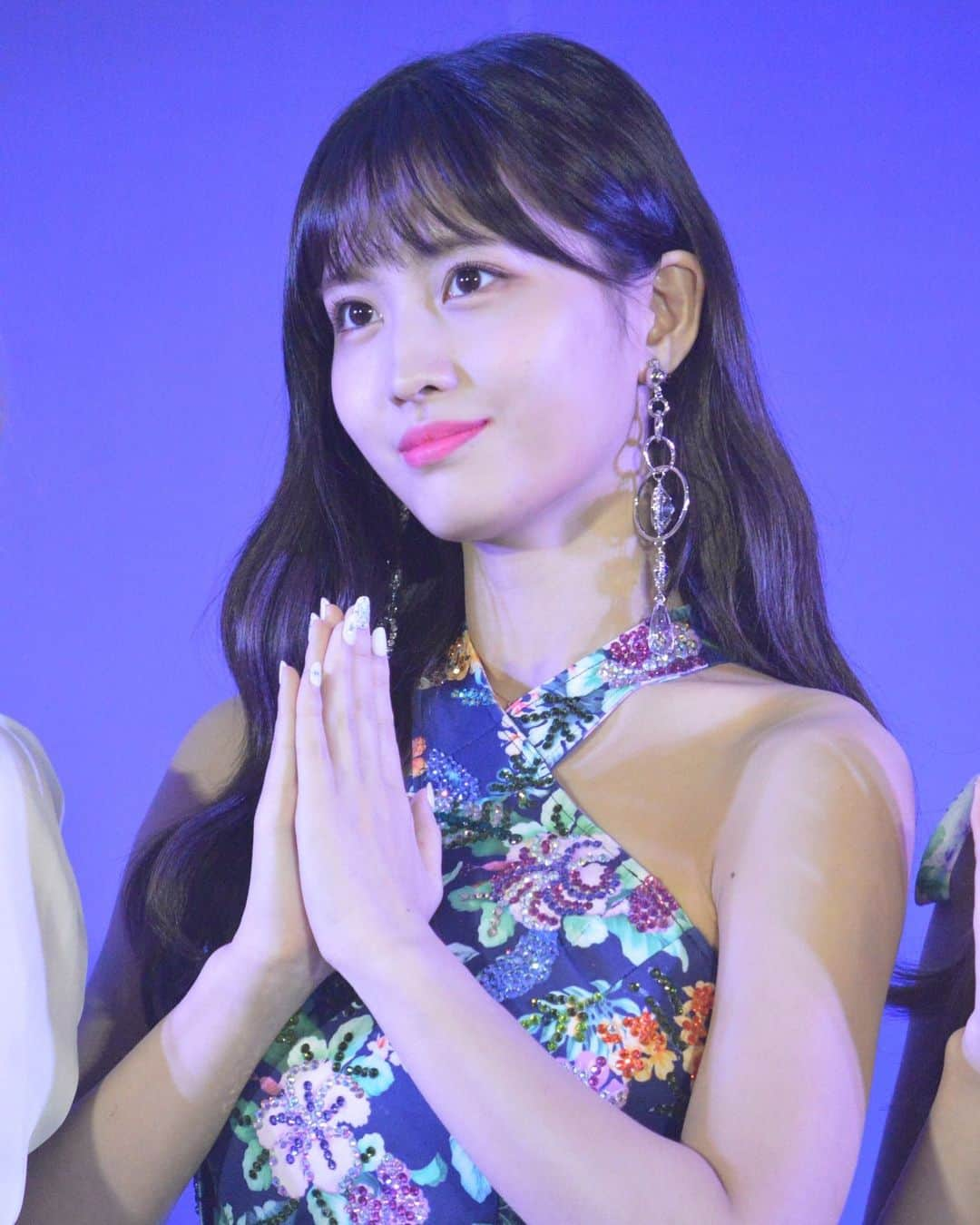 モモさんのインスタグラム写真 - (モモInstagram)「♡ [Fantaken] #모모 - 180817 TWICELAND ZONE 2: Fantasy Park in Bangkok Press Conference #트와이스 #모모 #平井もも #もも #TWICE © 24news, inn news, hello asian」8月17日 22時38分 - momojype