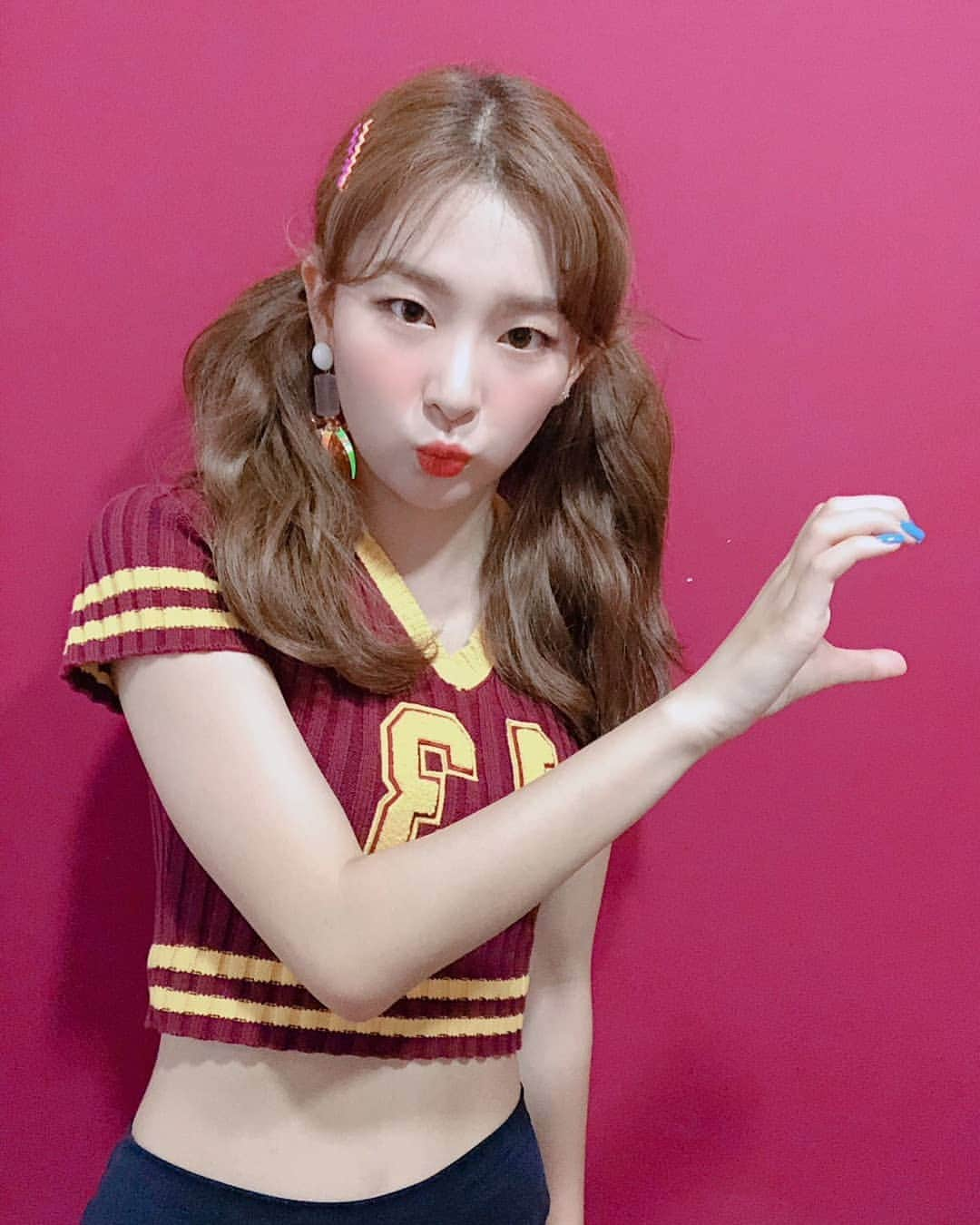 スルギさんのインスタグラム写真 - (スルギInstagram)「SEULGI - Official Weibo Update #REDVELVET #레드벨벳 #SEULGI #슬기 #🐻」8月18日 7時34分 - kristiandawal29