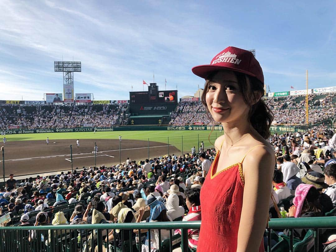 川本彩さんのインスタグラム写真 - (川本彩Instagram)「⁑ 今年も来ました甲子園⚾️‼︎ 第一試合 大阪桐蔭-浦和学院 第二試合  報徳学園-済美 第三試合  日大三高-下関国際 第四試合  金足農業-近江 頑張れーっ📣 ・ #甲子園 #高校野球 #甲子園球場 #大阪桐蔭 #浦和学院 #報徳学園 #済美 #日大三高 #下関国際 #金足農業  #近江 #全国高校野球選手権大会」8月18日 8時02分 - aya_kawamoto