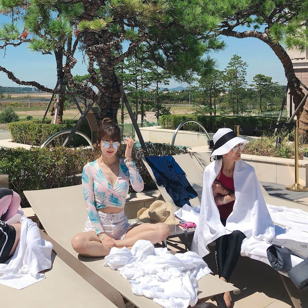 パク・チョロンさんのインスタグラム写真 - (パク・チョロンInstagram)「☀️☀️☀️」8月18日 10時58分 - mulgokizary