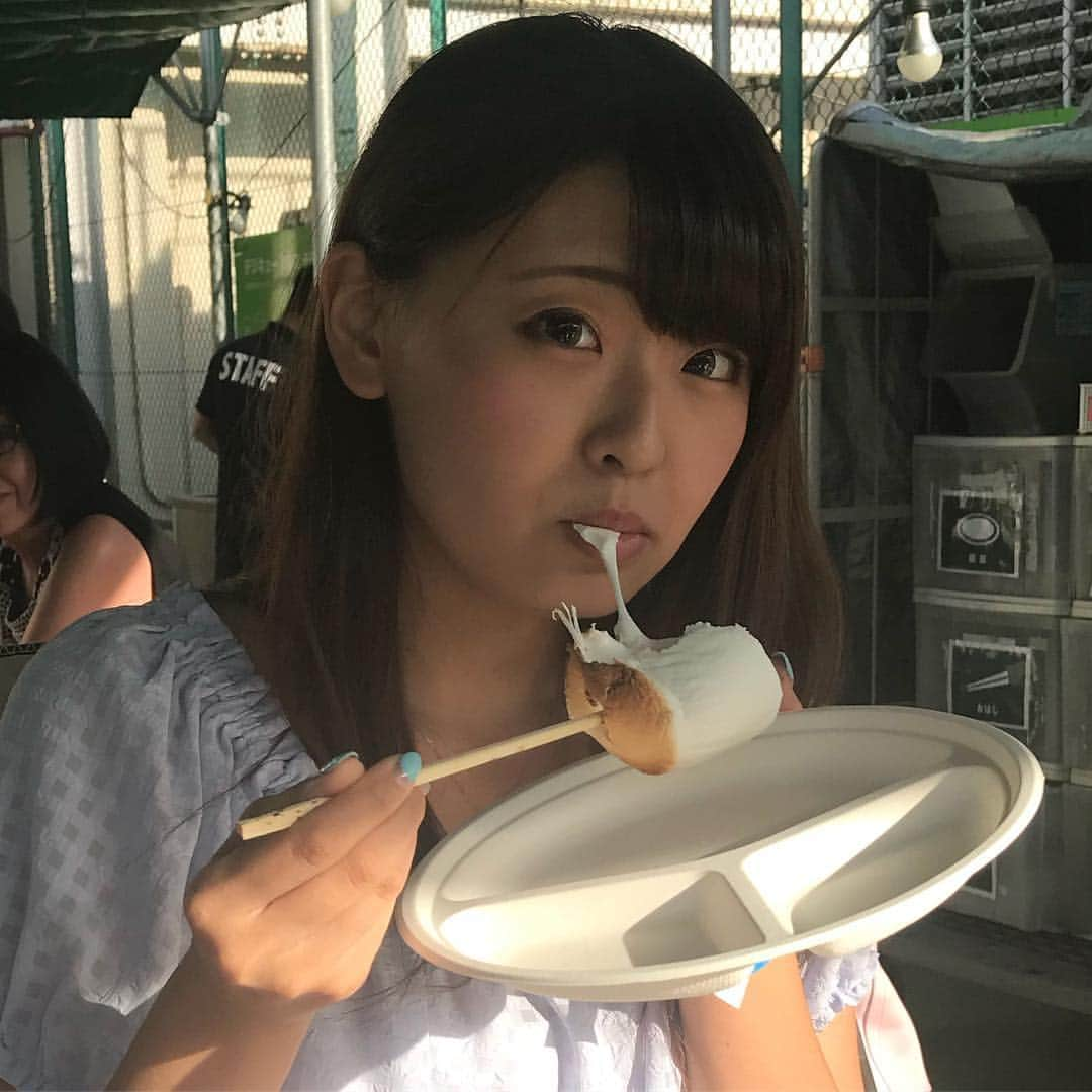 さとう愛理のインスタグラム：「マシュマロ焼いた！  #BBQ #バーベキュー #吉祥寺 #AV女優」