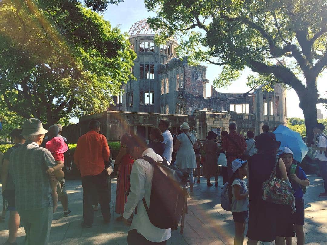 掛貝梨紗のインスタグラム：「祖父母と一緒に行く、久し振りの原爆ドーム。 The Atomic Bomb Dome in Hiroshima, Japan. #広島 #原爆ドーム #平和記念公園 #世界遺産 #爆心地 #原爆 #ヒロシマ #hiroshima #worldheritage #worldheritageinjapan #japan #atomicbomb #atomicbombdome #hypocenter #hiroshimapeacememorial #hiroshimapeacememorialpark #peacememorialpark #summer2018 #91歳 #87歳 #mygrandparents」