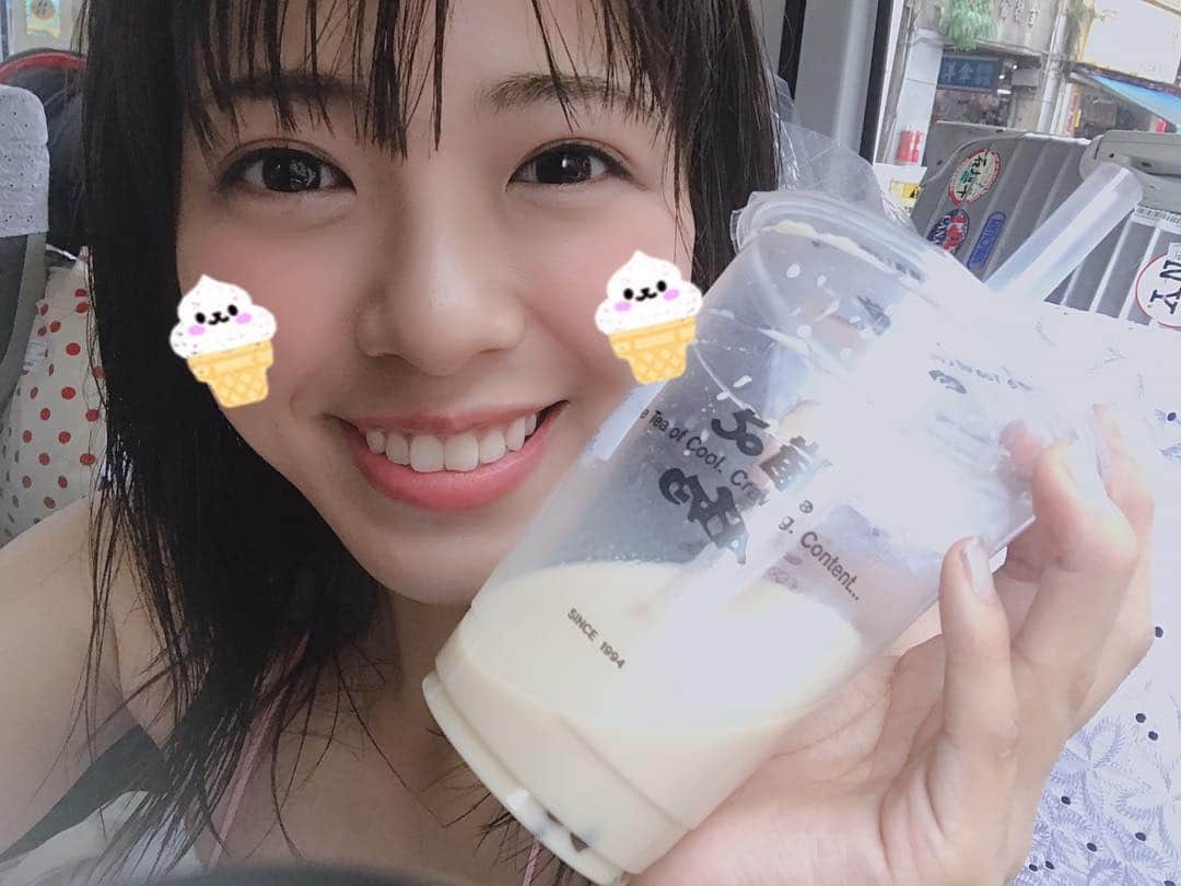 わちみなみのインスタグラム：「念願のタピオカ💗 なんか昨日夜お散歩して手に入れた豆乳が美味しすぎた😄💕 . #わちみなみ #台湾 #豆乳 #」